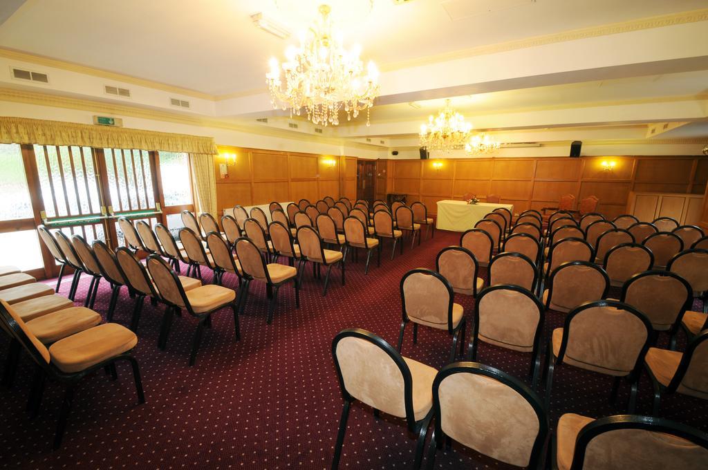 Grimstock Country House Hotel Бирмингем Экстерьер фото
