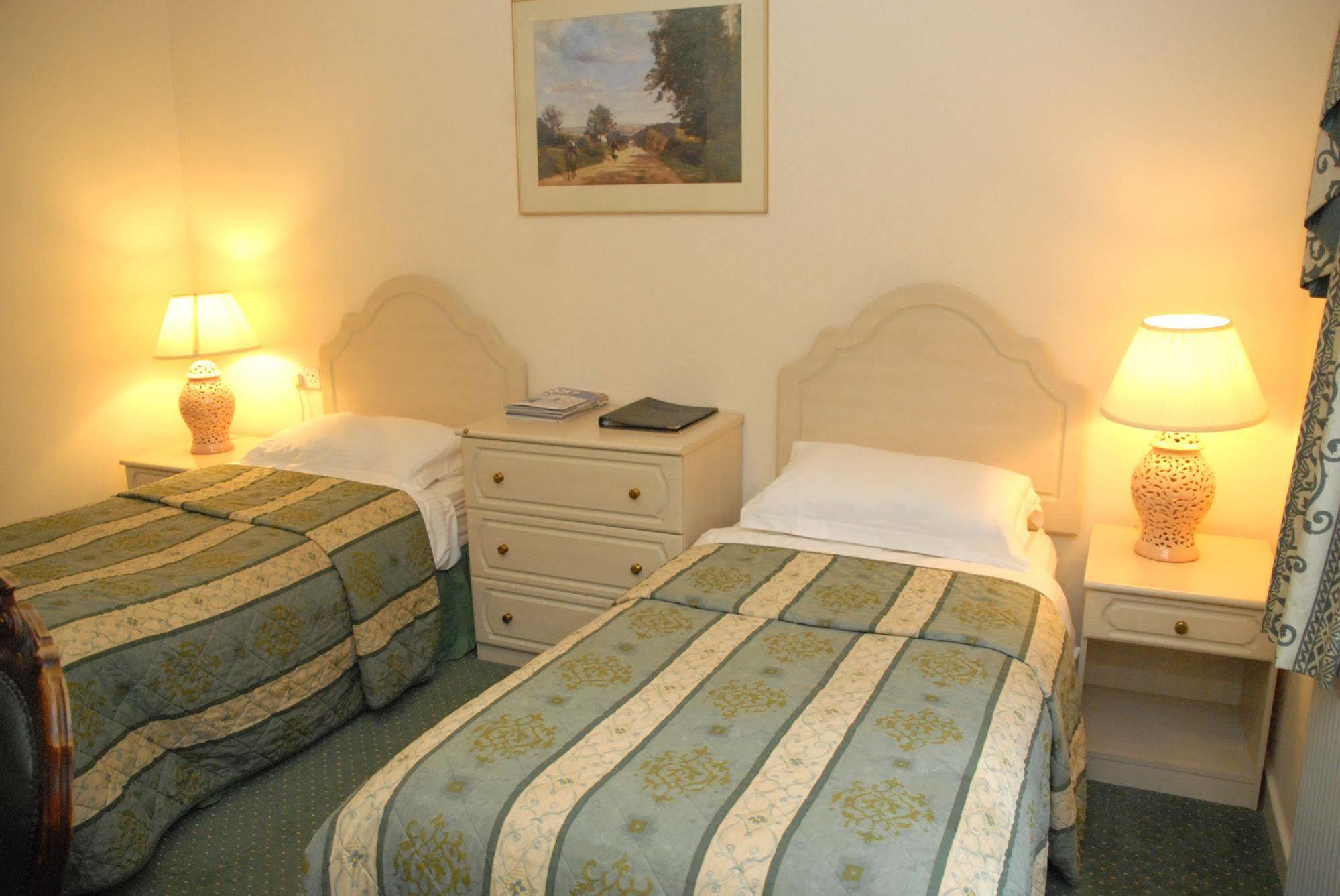 Grimstock Country House Hotel Бирмингем Экстерьер фото